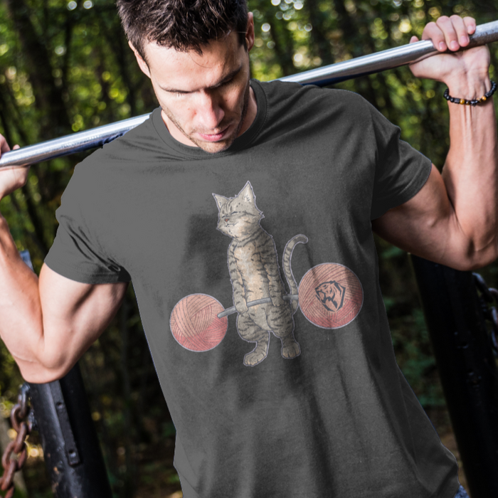 Deadlifting Tabby Cat T-shirt (UK)